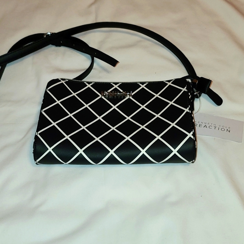 Kenneth Cole Reaction crossbody